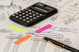 Who Will Pay My Lost Wages After a Kansas City Accident?