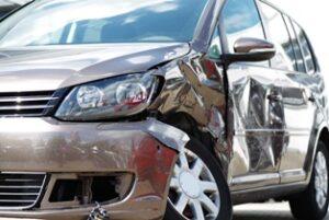 When Do You Need to Retain an Attorney in a Car Accident Injury Case in Kansas and Missouri?