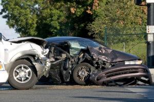 Did Distracted Driving Cause My Car & Truck Accident in Kansas City, MO?