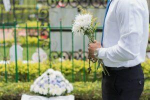 Cómo presentar una demanda por muerte injusta en Missouri y Kansas